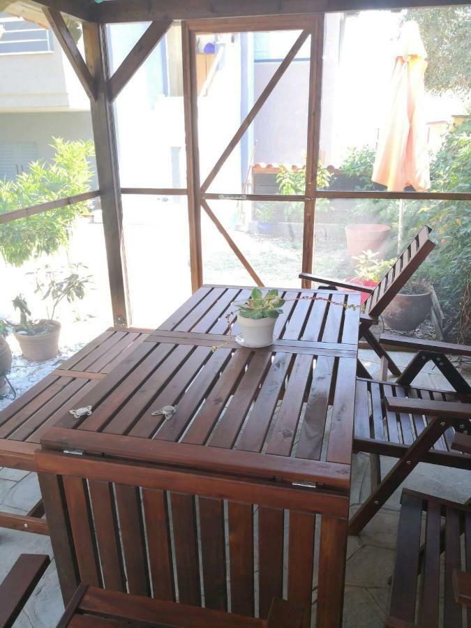 Menta Apartment Nea Iraklitsa Eksteriør bilde